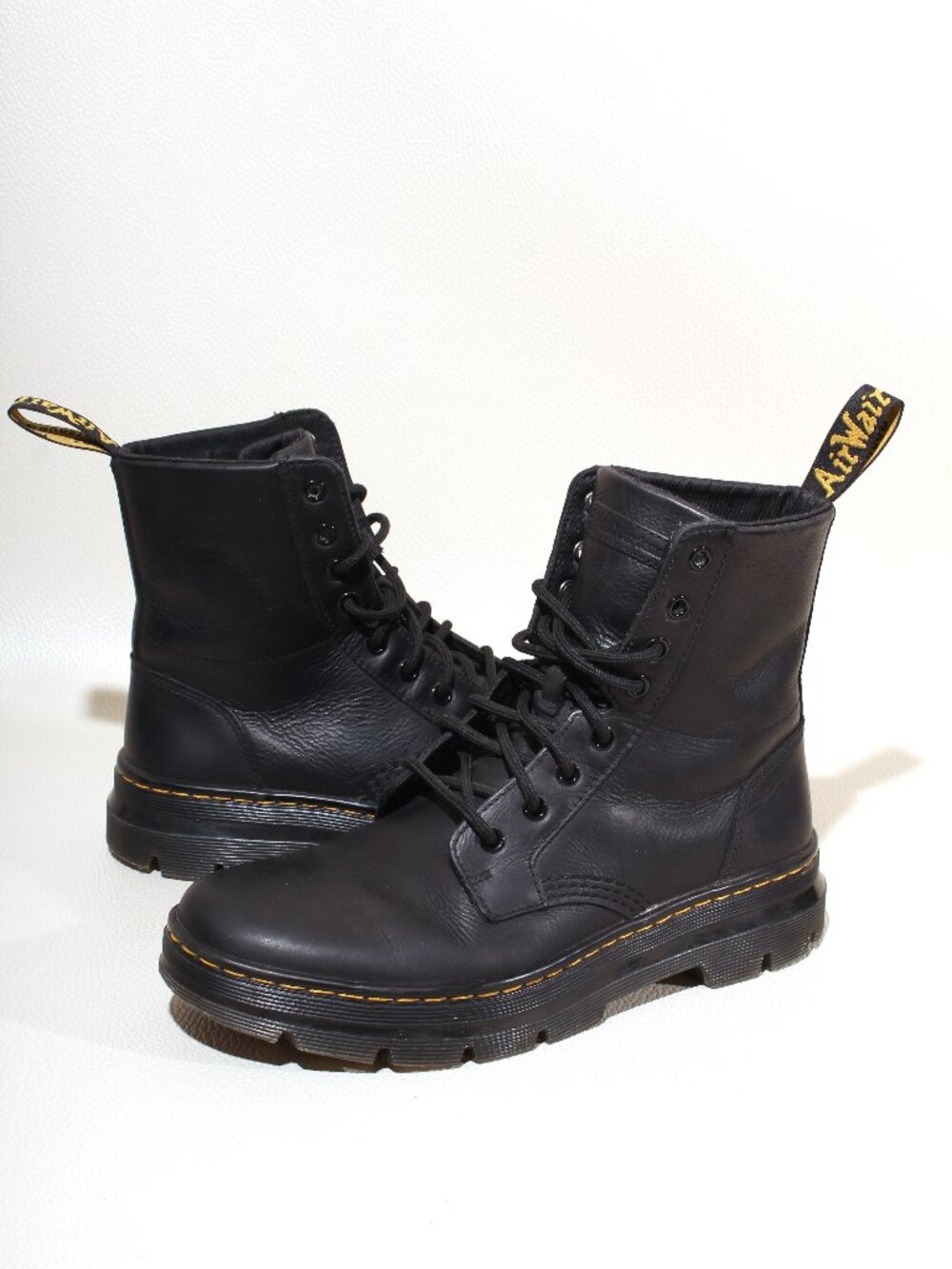 Mens Dr. Martens AW004 Boots Size 8 Black Leather Air Wair